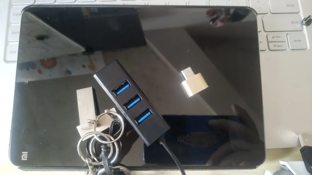 200来块的Android平板装上win10,照样能玩LOL插图3 200来块的Android平板装上win10,照样能玩LOL